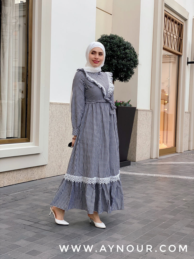 Sweet dreams black and white Modest Dress spring collection 2021 - Aynour.com